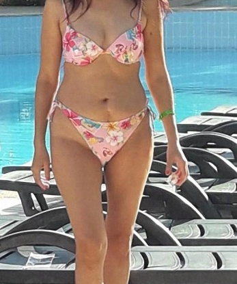 Людмила, 35 лет, 1 размер груди